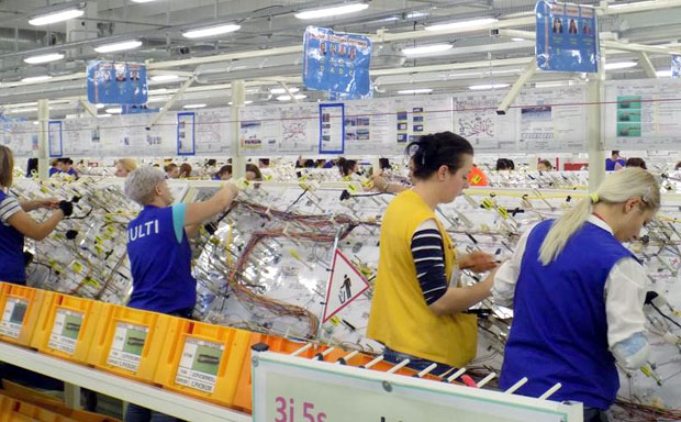 Јура ради на празник